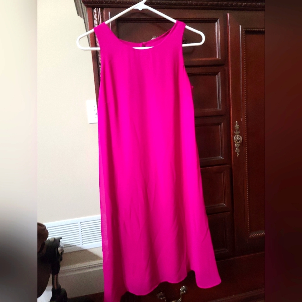 Sleeveless formal dress